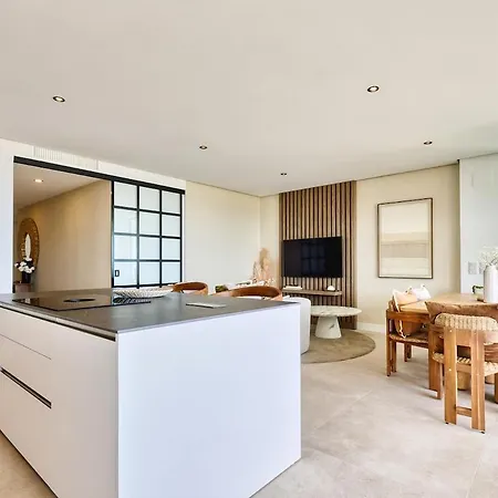 Incredible Sea View At Hills Apartmán *